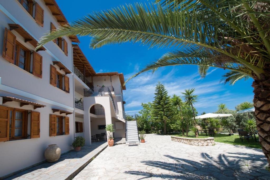 Ilios Studios Lefkada City Bagian luar foto